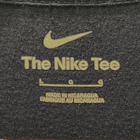 Nike Michigan Wolverines Blue T-Shirt Short Sleeve Spell Out Maize Swoosh Large - Picture 7 of 7